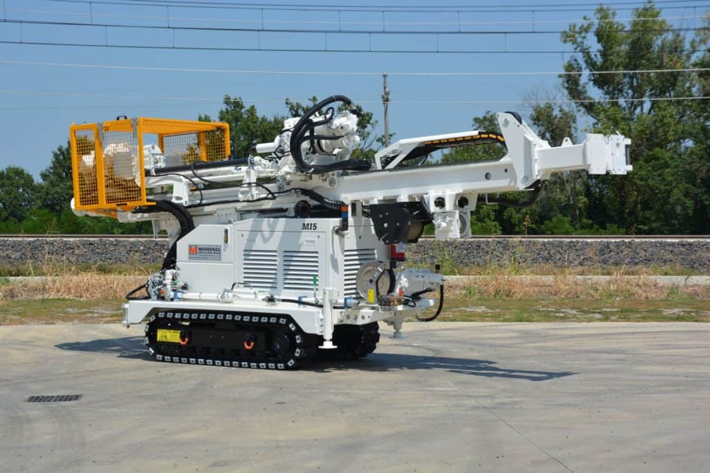 2687_Mi5 drill rig Massenza Drilling rigs