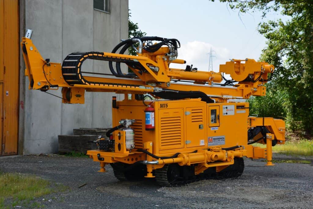 2698_Mi5_drill rig Massenza Drilling rigs