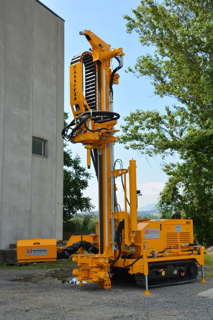 2698_Mi5_drill rig Massenza Drilling rigs
