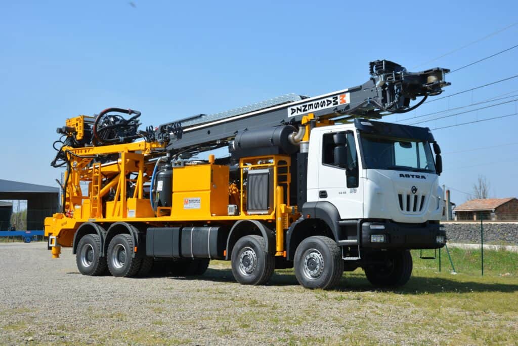 2703 Mi40_drill rig Massenza Drilling Rigs